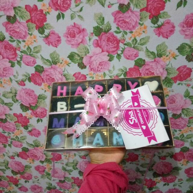 

COKLAT GIFT/COKLAT HURUF/COKLAT ULANG TAHUB/COKLAT ANNIV
