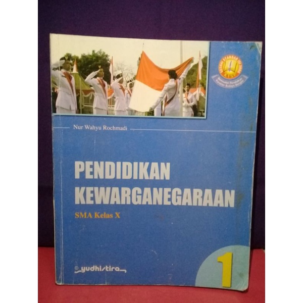

buku pelajaran bekas / preloved PKN kelas 1 SMA