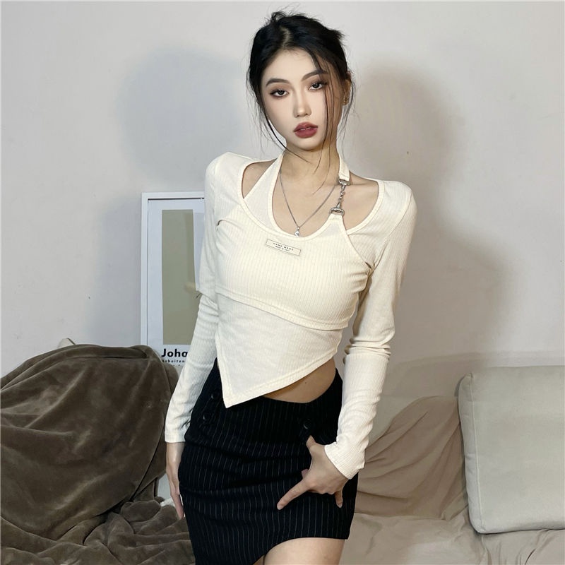 kaos wanita korean style 22 girl milk apricot small design halter chain fake two-piece long-sleeved