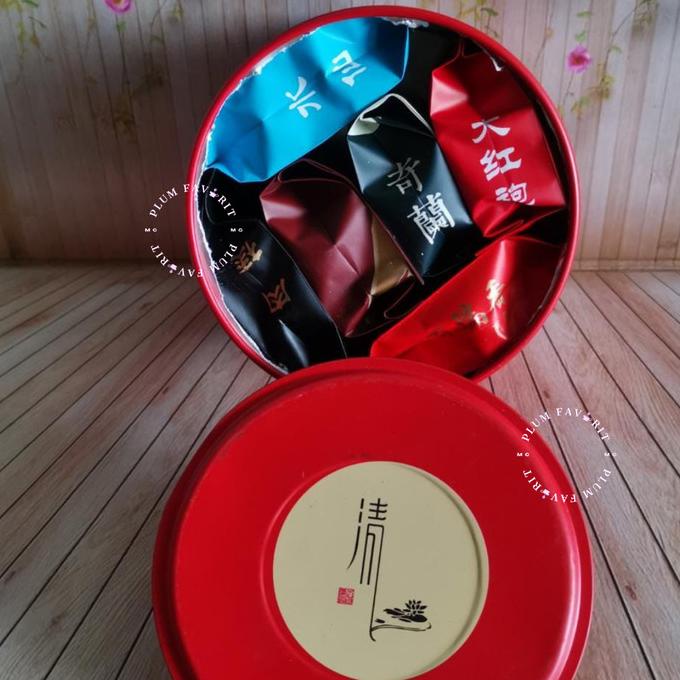 

Teh Komplit Dahongpao, JinMuDan, Qilan, ShuiXian, RouGui, BaiRuXiang