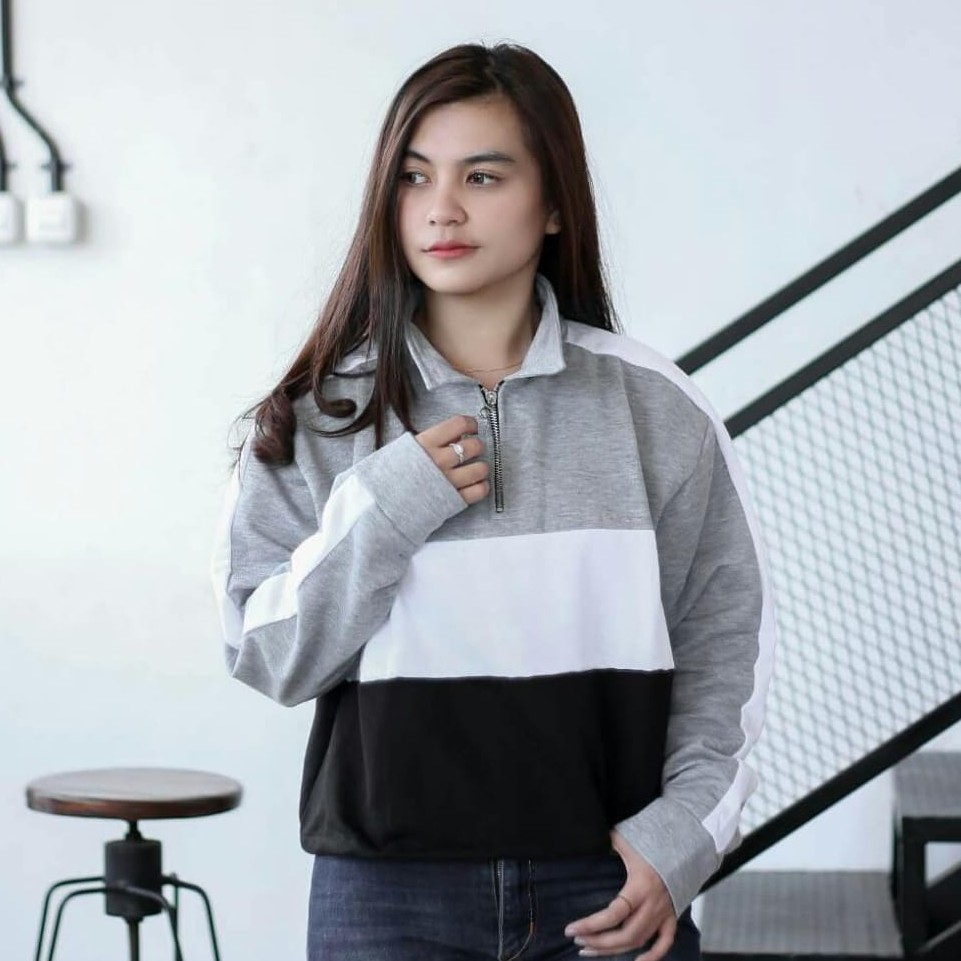 Kiko Crop Sweater - Jaket Sweater Wanita