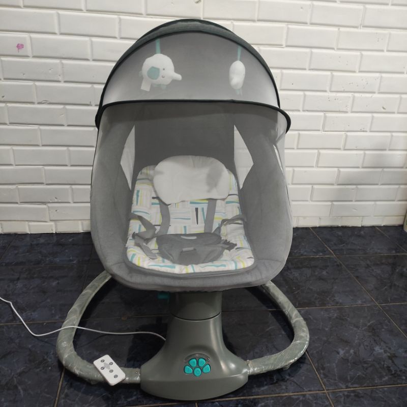 Preloved snuggli ayunan bayi bouncer baby swing second