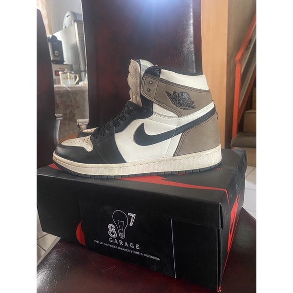 AIR JORDAN 1 RETRO HIGH DARK MOCHA