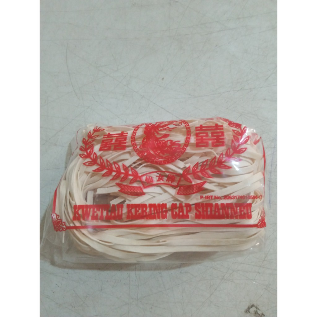 

Dewi Kwetiau Kering 200 gram