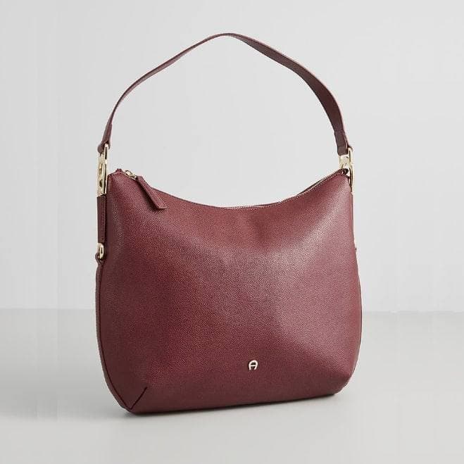 Tas Aigner All In Hobo in Burgundy NWT