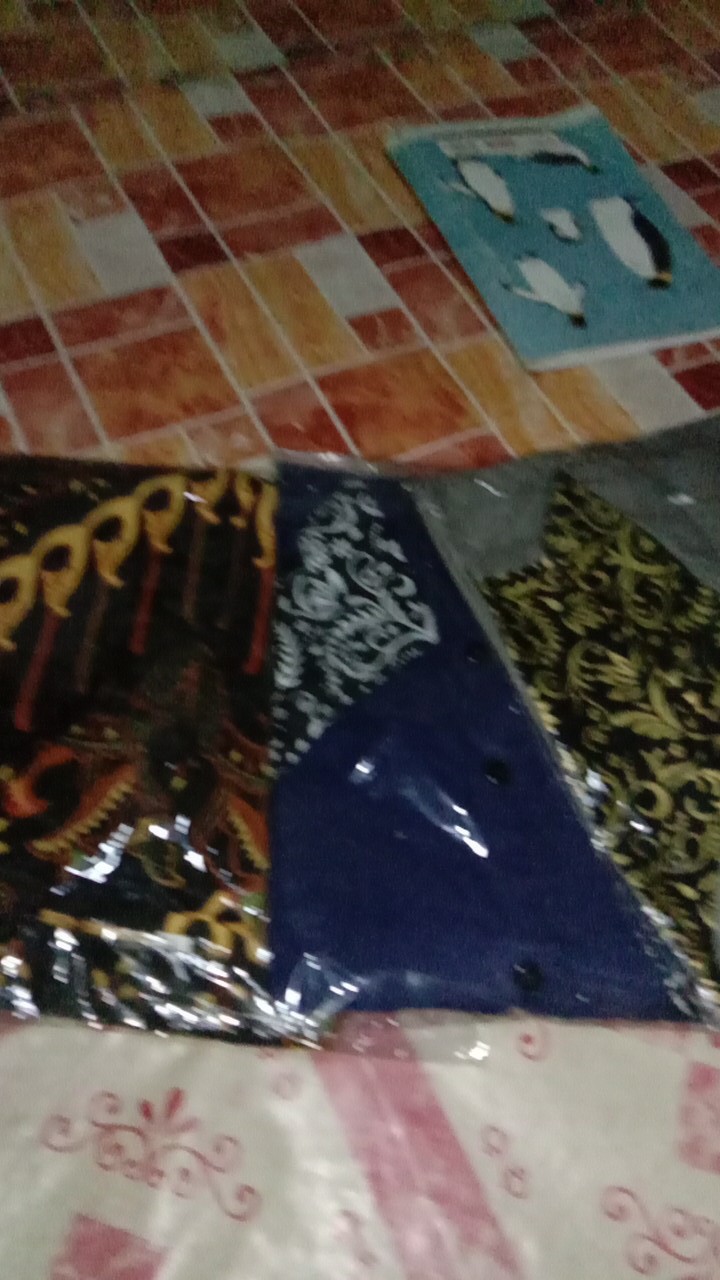 Baju Kemeja Batik Pria Lengan Panjang