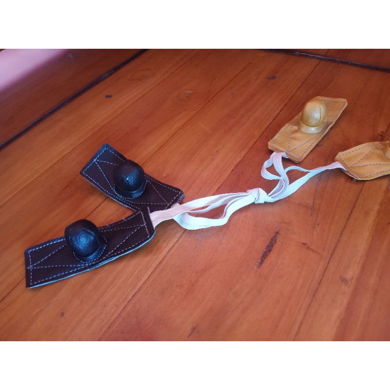 pembungkus jalu ayam jago bangkok bahan kulit sintetis sangat tebal