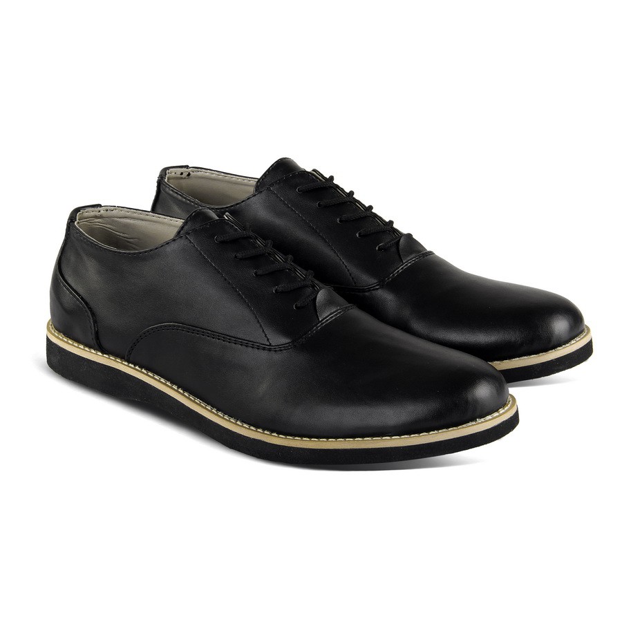 Monday Footwear Edward Black | Sepatu Pria