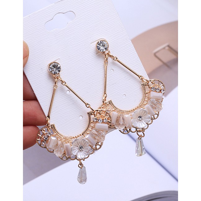 LRC Anting Tusuk Fashion Gold Diamond-shaped Fan-shaped Hollow Earrings F40676