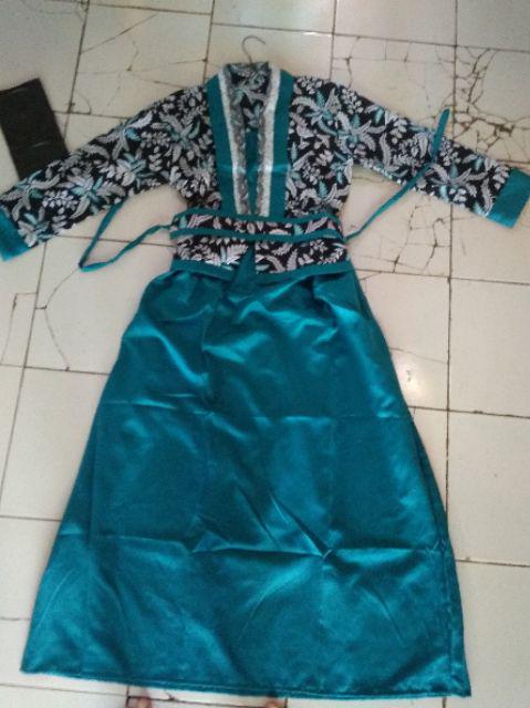 Sarimbit Gamis Couple Longdress Pesta Couple 064 Maura Couple - Sania Ruffle Batik Couple Ori Ndoro