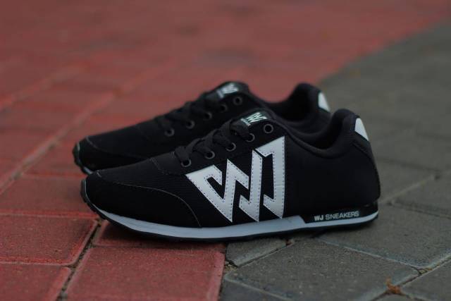 ORI SKECHERS GORUN 400 SPORT LACE UP MEN SEPATU PRIA ORIGINAL - HITAM, 44 SHOPEE