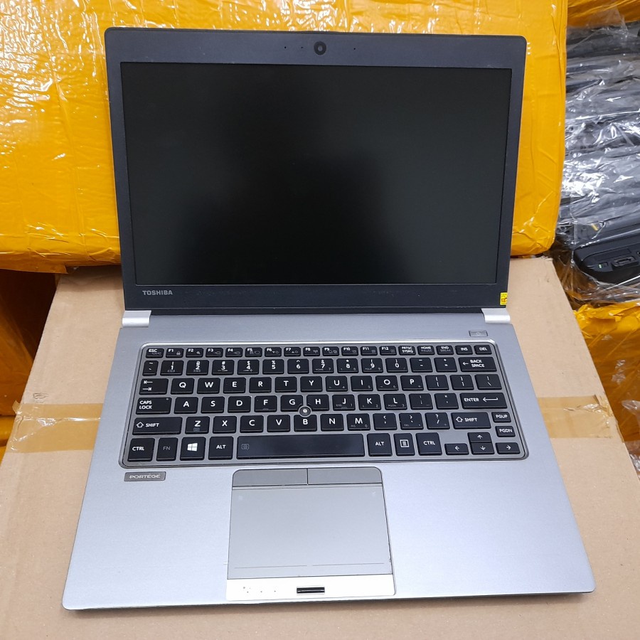 Toshiba i5 Ram 4GB 128 GB SSD Second Bekas