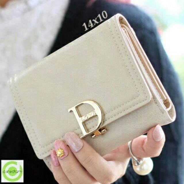 Dompet lipat D / dompet wanita/dompet murah