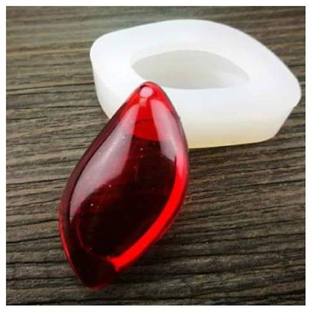 Silicone mold for Clay and resin 3.35*1.78*0.72 cm