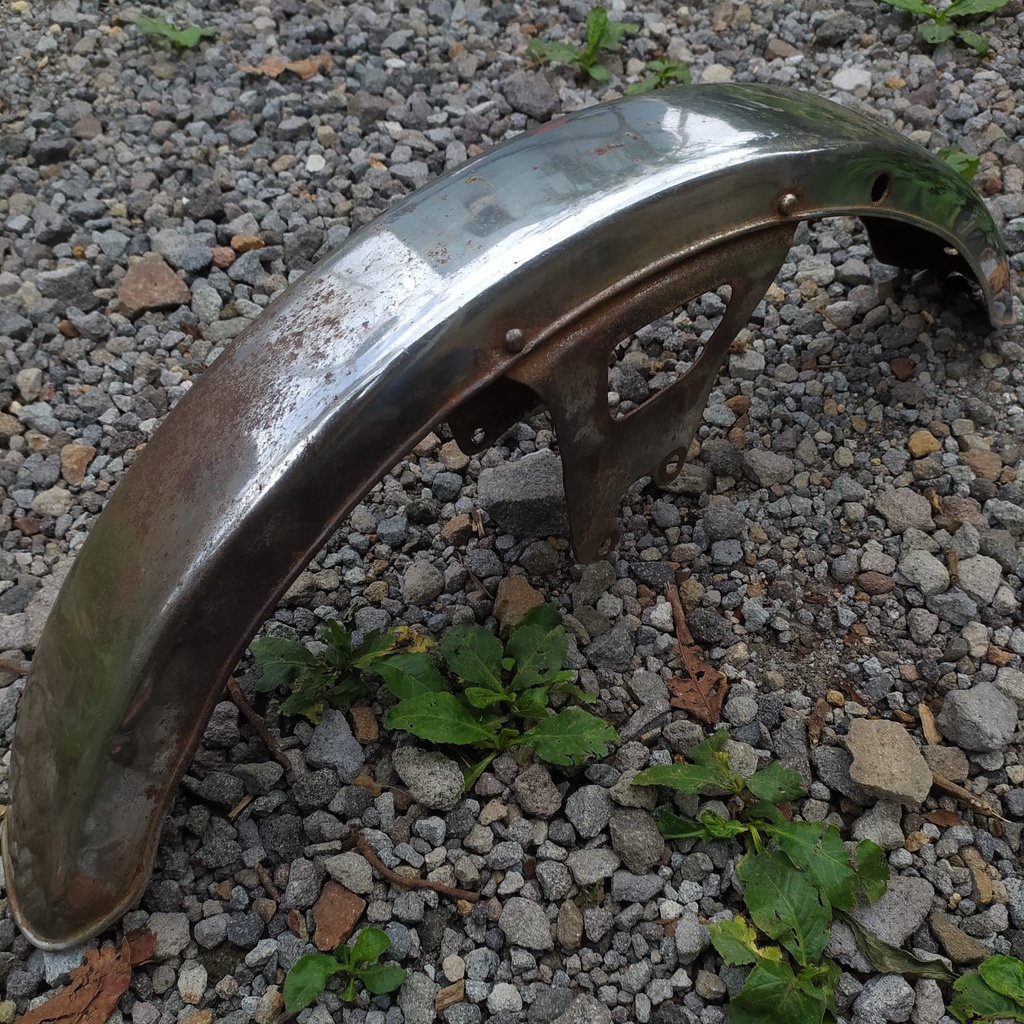 spakbor slebor depan honda GL 100 original copotan motor