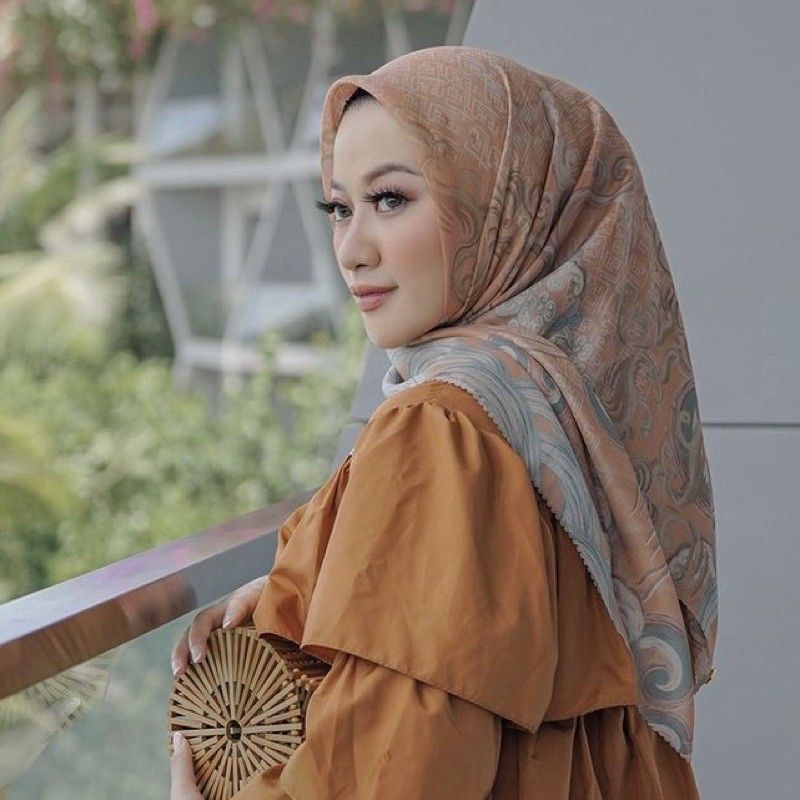 Buttonscarves Wave Series - Sunset (preloved)