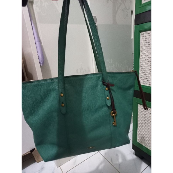 preloved tas fossil like new