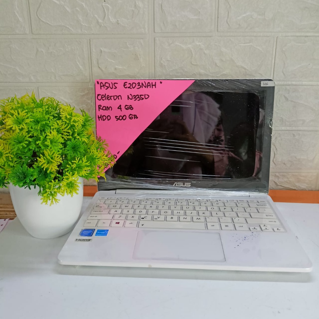 ASUS E203NAH CELERON N3350 RAM 4GB HDD 500GB