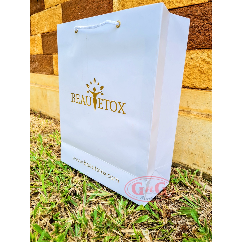 

Paper Bag Premium Doff Custom Print / Poly Emboss / Uk. Kecil 3