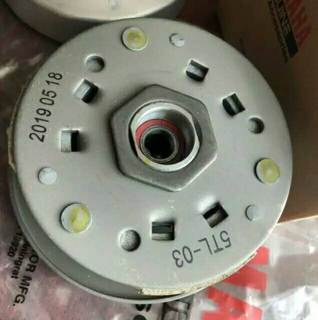 PULLY PULLEY POLLY PULI ASSY MIO SPORTY MIO SOUL KARBU FINO KARBU