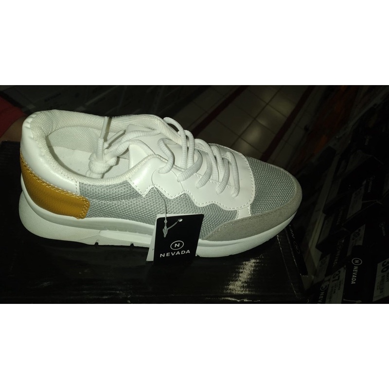 sepatu Nevada original