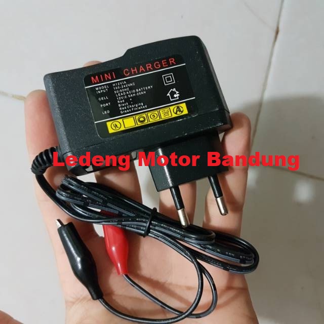 Tester Lampu 12V Adaptor Aki Mini Charger Accu 12 volt