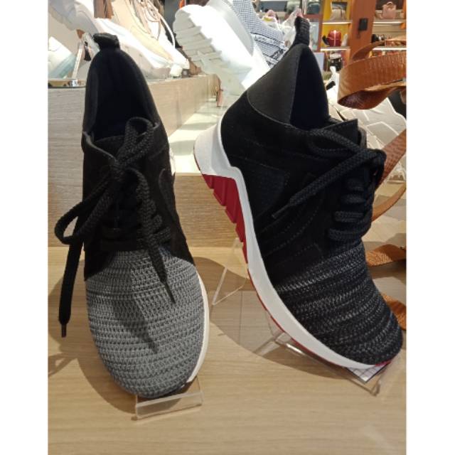 Sneakers Cewek Donatello