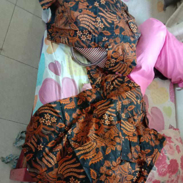 Maura Couple - Sania Ruffle Batik Couple Ori Ndoro Jowi Garansi Termurah Shopee -  Batik Modern Solo