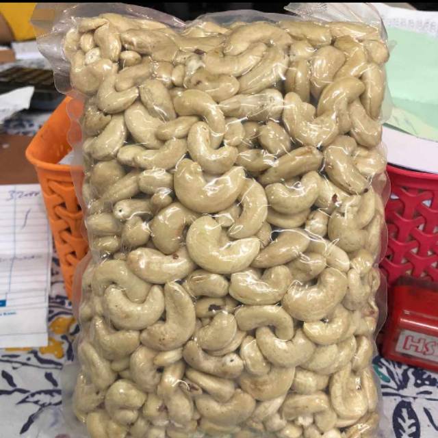 

Kacang mede utuh super 1kg