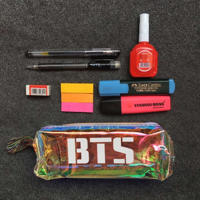 

TEMPAT PENSIL BTS HOLOGRAM