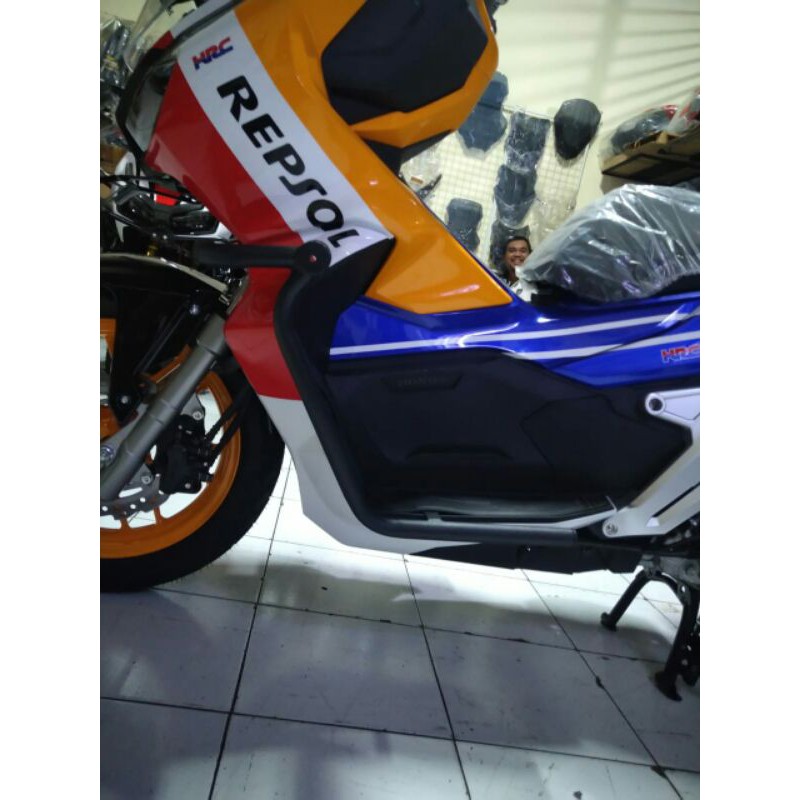 PROMO CRASHBAR ADV150 Bonus Lampu Led
