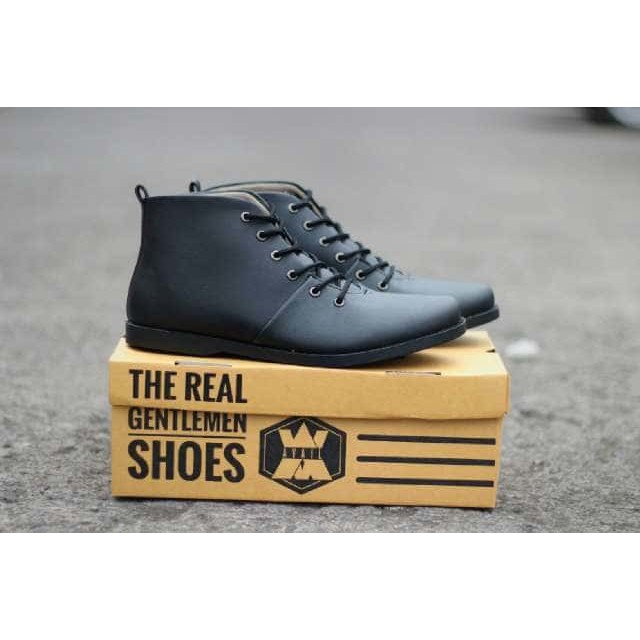 Sepatu pria | Sepatu Murah | Sepatu Handmade Bandung | SEPATU Avail Sportster Brodo Hitam
