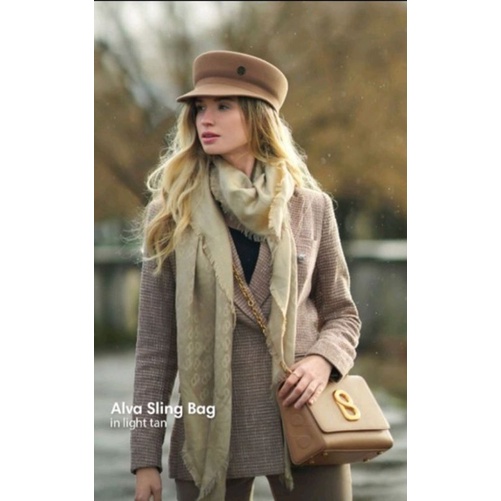 Alva sling bag light tan by buttonscarves