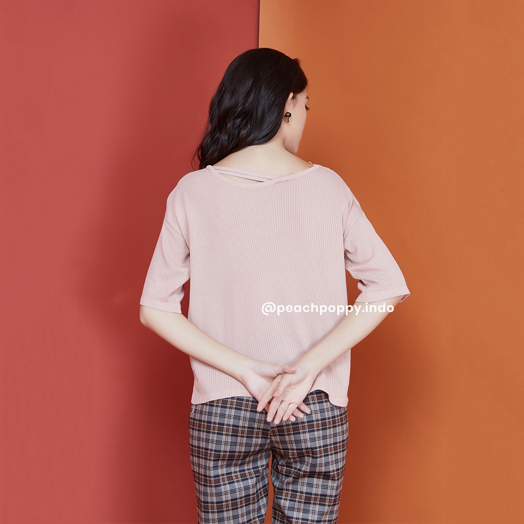 Peach Poppy Brie Top - Atasan Kaos Wanita Polos Lengan Pendek