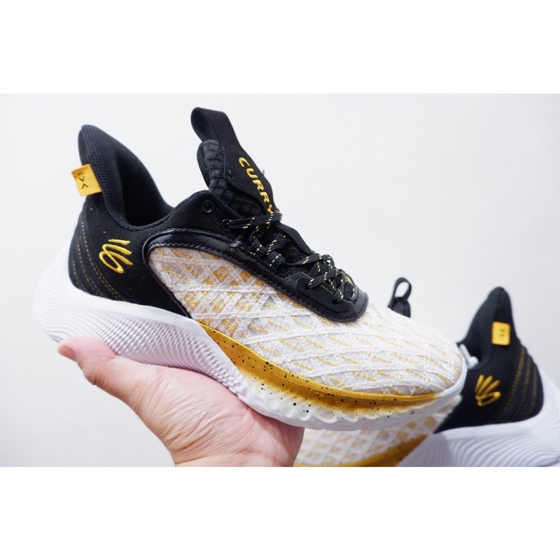Sepatu Basket UA Curry 9 Flow CLOSE IT OUT