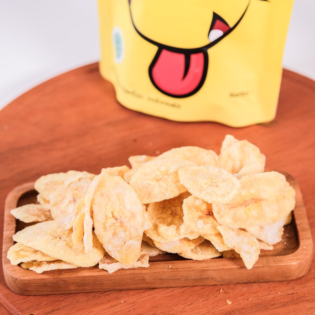 

Cemilan Gokil keripik pisang 100 gram keripik khas Indonesia