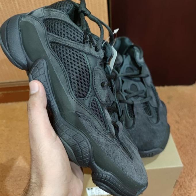 yeezy 500 shopee