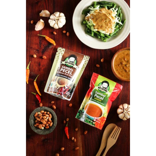 

Bu Luthfi Paket Sambal Pecel Sangrai pedas sedang.400 g
