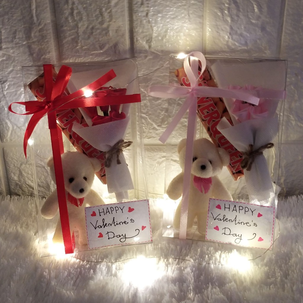 

Kado Valentine Murah / Coklat Valentine