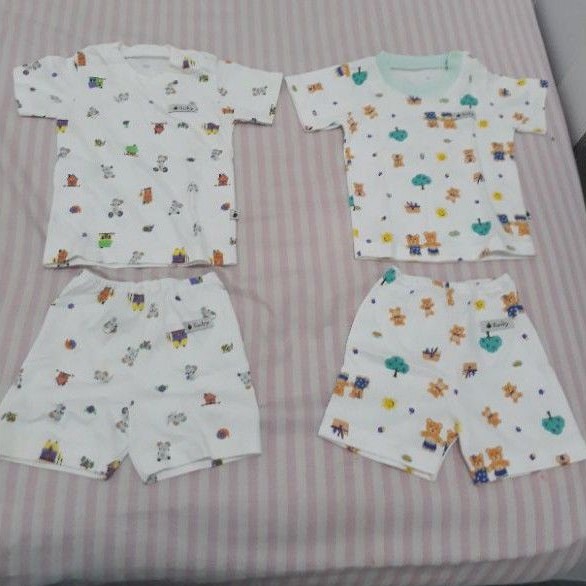Setelan baju bayi size S merk Ruby isi 2 pasang