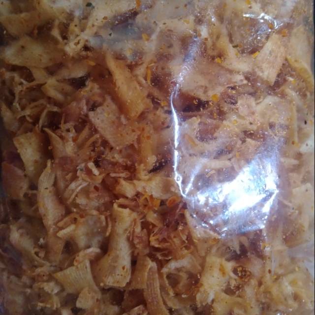 

Kripik singkong Serut Pedas