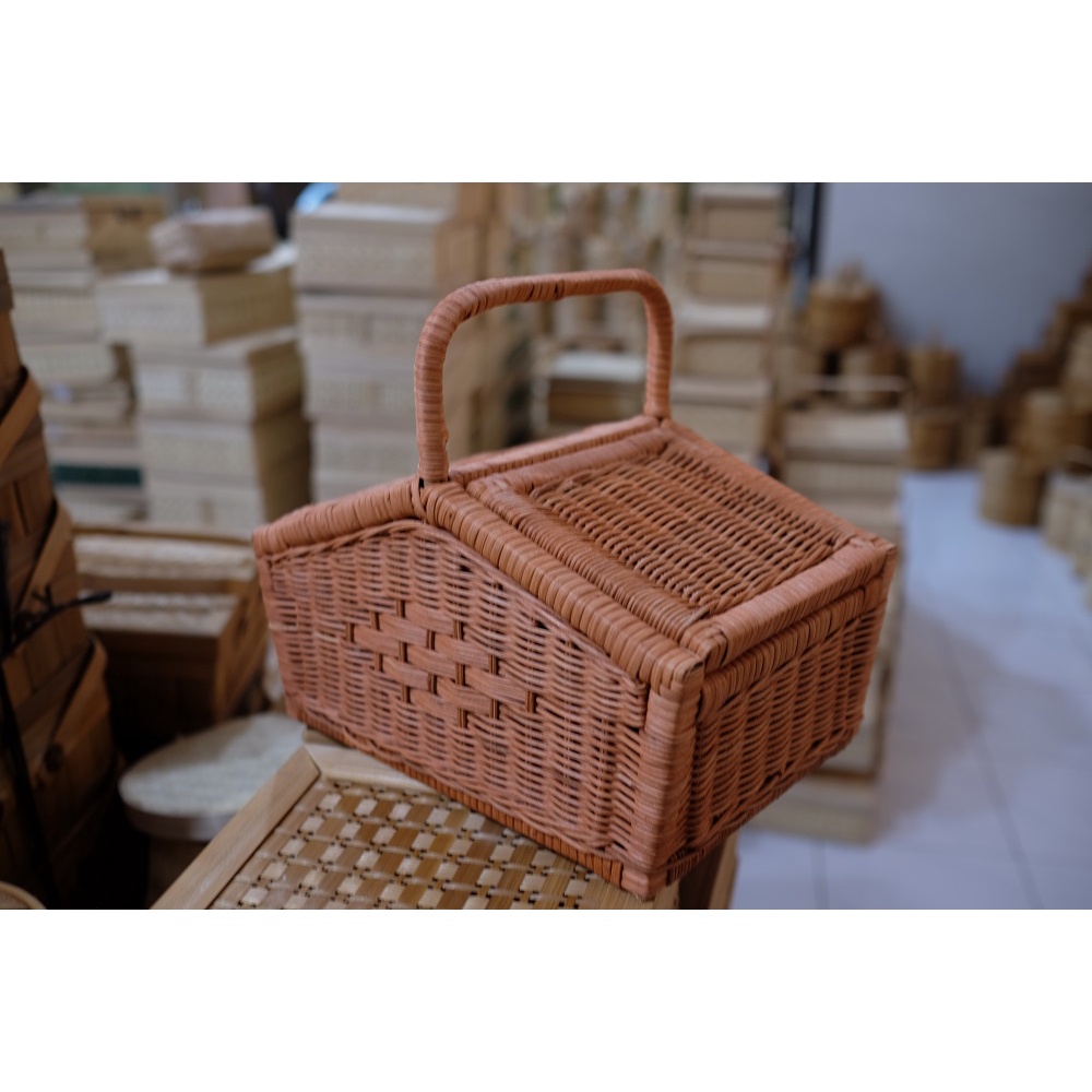 KERANJANG PIKNIK /KERANJANG ROTAN/KERANJANG PIKNIK ROTAN
