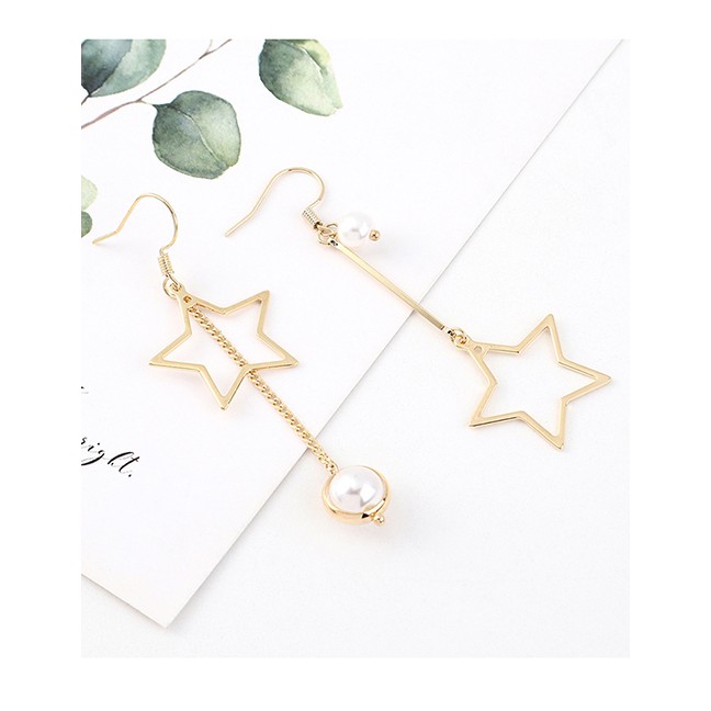 LRC Anting Tusuk Fashion Golden Gold-plated Small Five-star Fringed Pearl Earrings Y63068