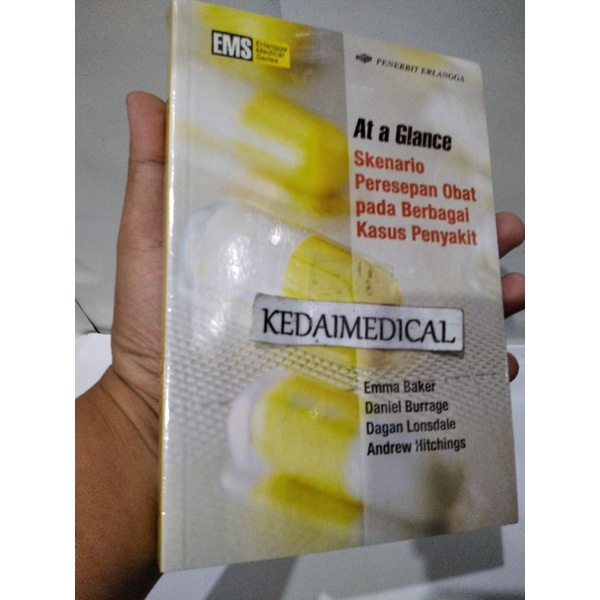 (ORIGINAL) BUKU AT A GLANCE SKENARIO PERESEPAN OBAT PADA BERBAGAI KASUS PENYAKIT