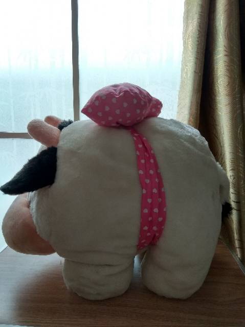 Boneka Sapi Pita Besar