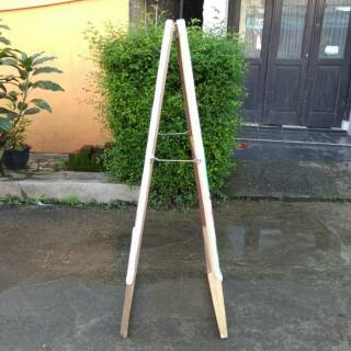 Stand Banner Kayu Papan Promosi Murah Es Kepal Milo