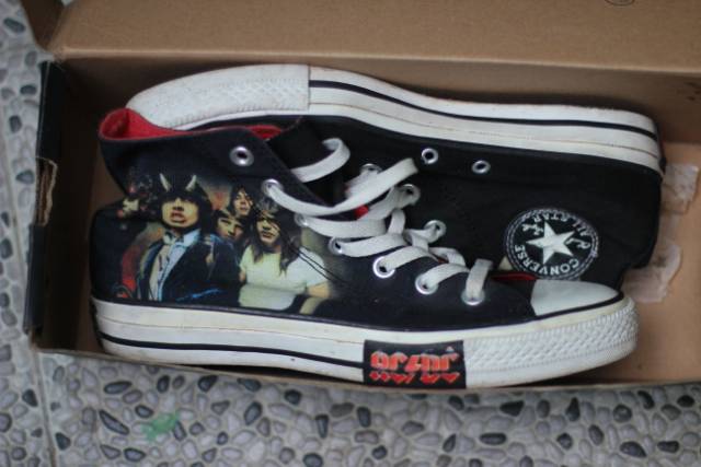 Jual Converse Acdc to Hell | Shopee Indonesia