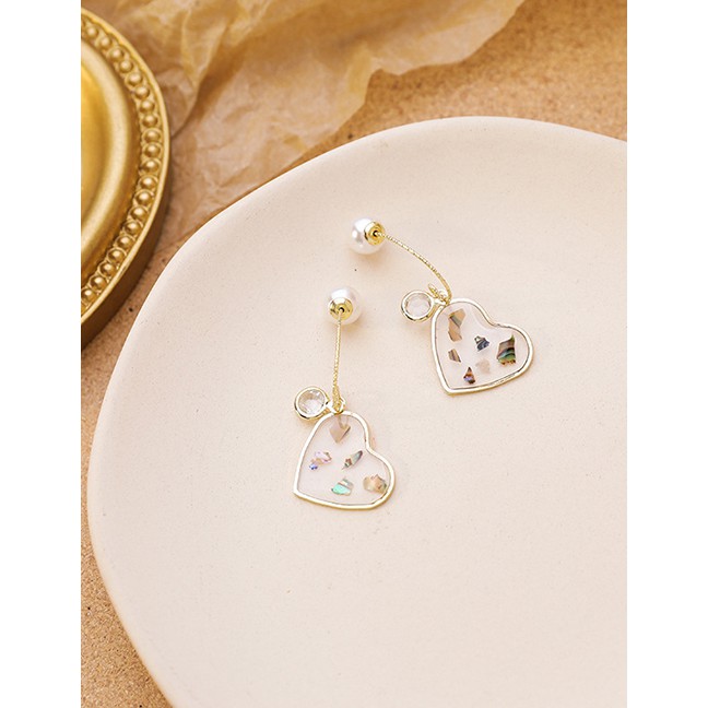 LRC Anting Tusuk Fashion White Pearl Love Zircon Acrylic Gold Foil Earrings K42161