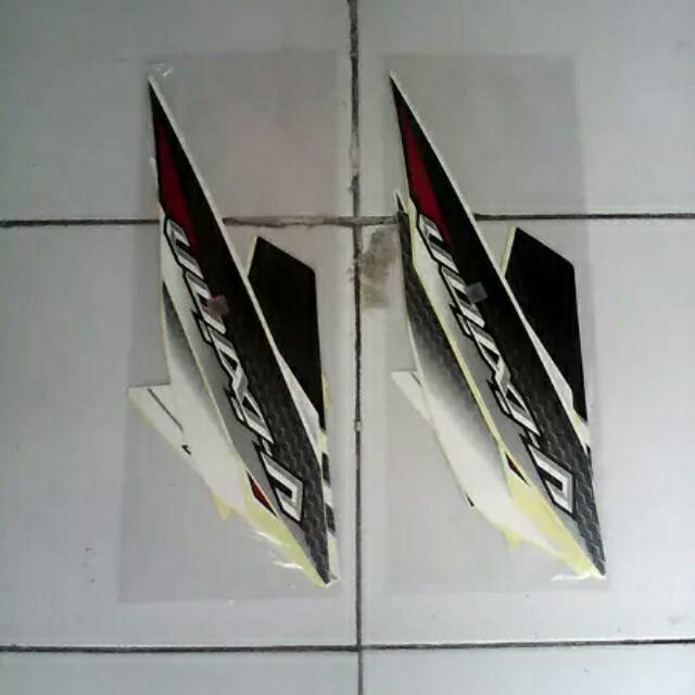Striping vixion 2014 putih