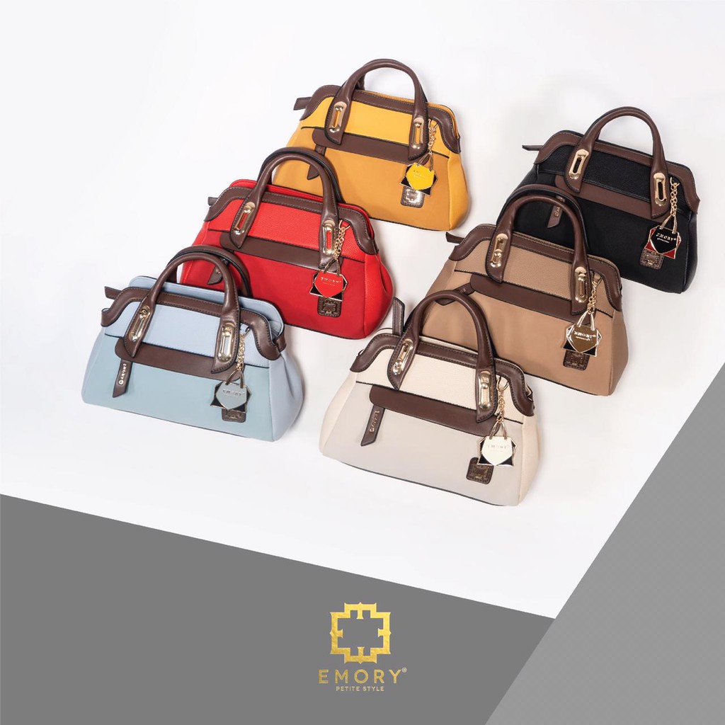 01EMO3291 EMORY MAGGIE (bdg)